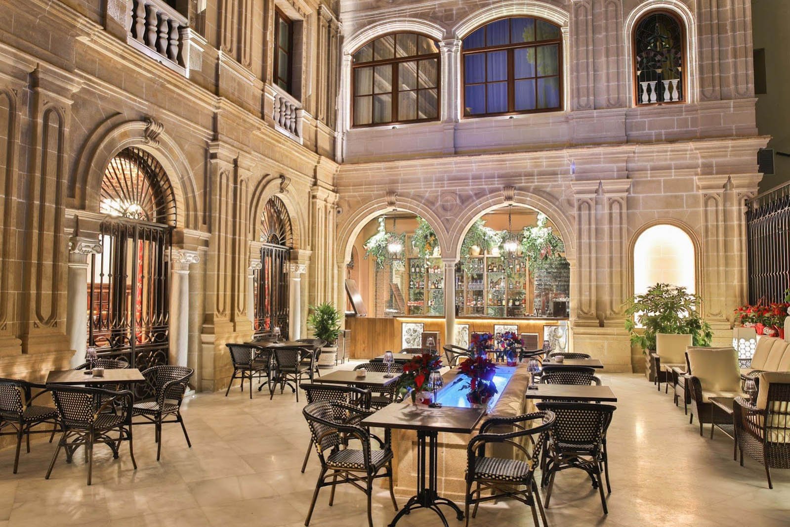 hotel-maria-luisa-gl-interior03-cuellar-stone.jpg