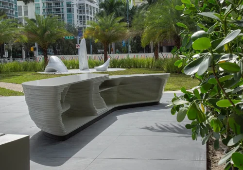 imageye___-_imgi_11_speed-forms-in-the-garden-pininfarina-cuellar-stone05
