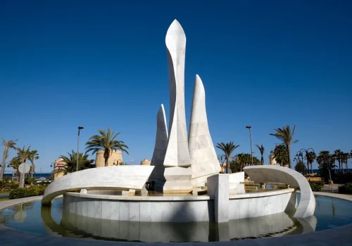 imageye___-_imgi_3_fuente-de-los-descubrimientos-cuellar-stone-02