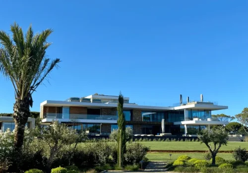 imageye___-_imgi_5_Portugal_fachada-min