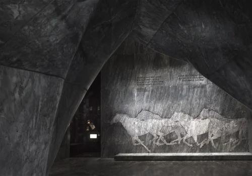 imageye___-_imgi_5_Vision_Pavillion_caballo5