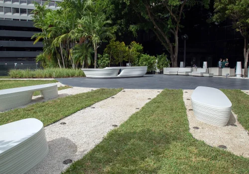 imageye___-_imgi_7_speed-forms-in-the-garden-pininfarina-cuellar-stone13